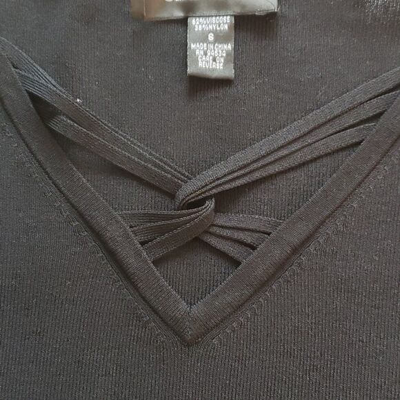 Strappy front v neck long sleeve top - Picture 1 of 2